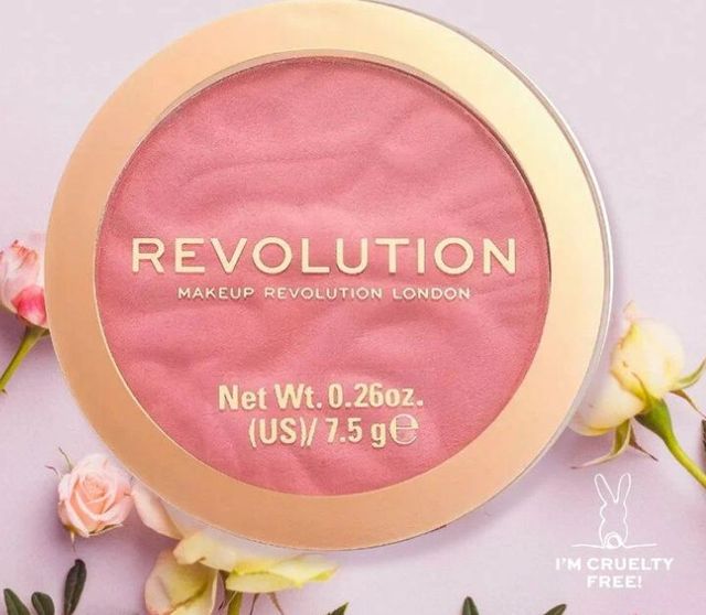 Сухие румяна MAKEUP REVOLUTION