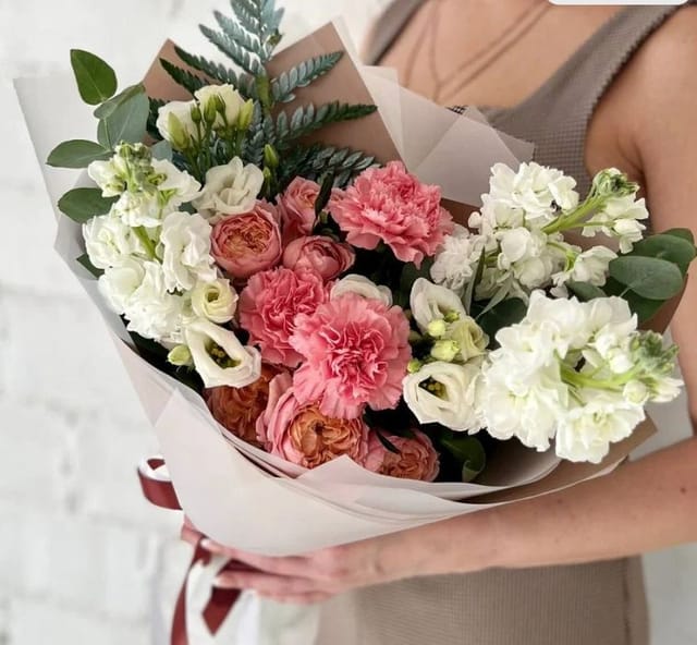 Букет из пионовидных роз Flower Lover