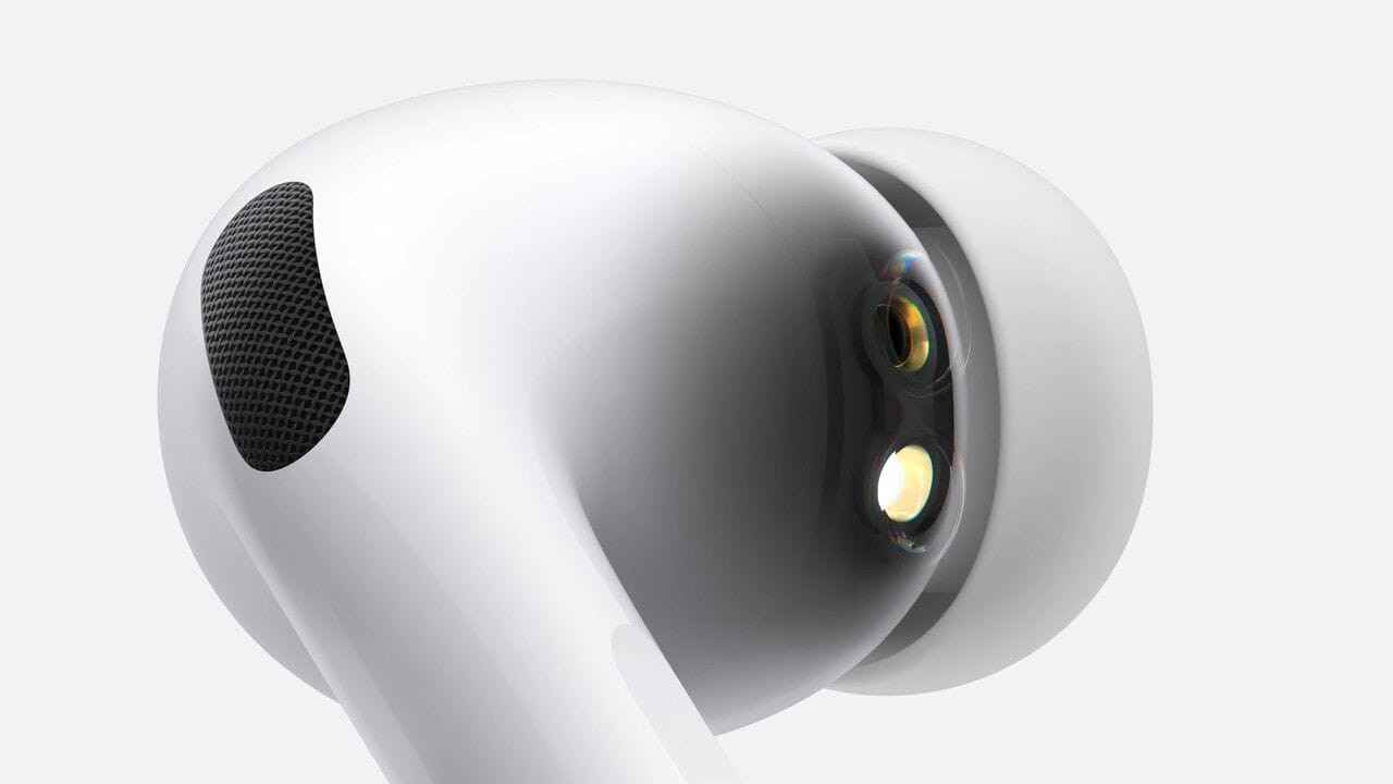 Беспроводные наушники Apple AirPods в белом корпусе