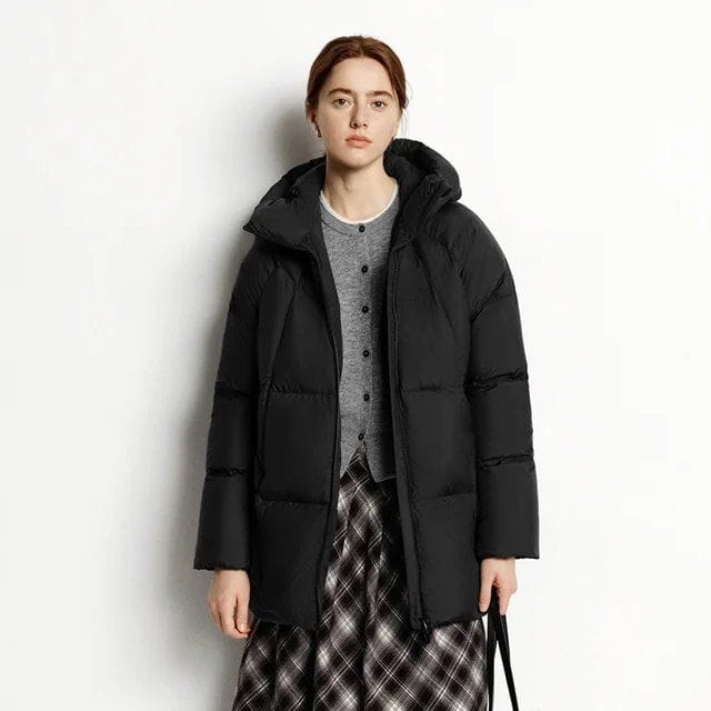 Женский зимний пуховик Semir