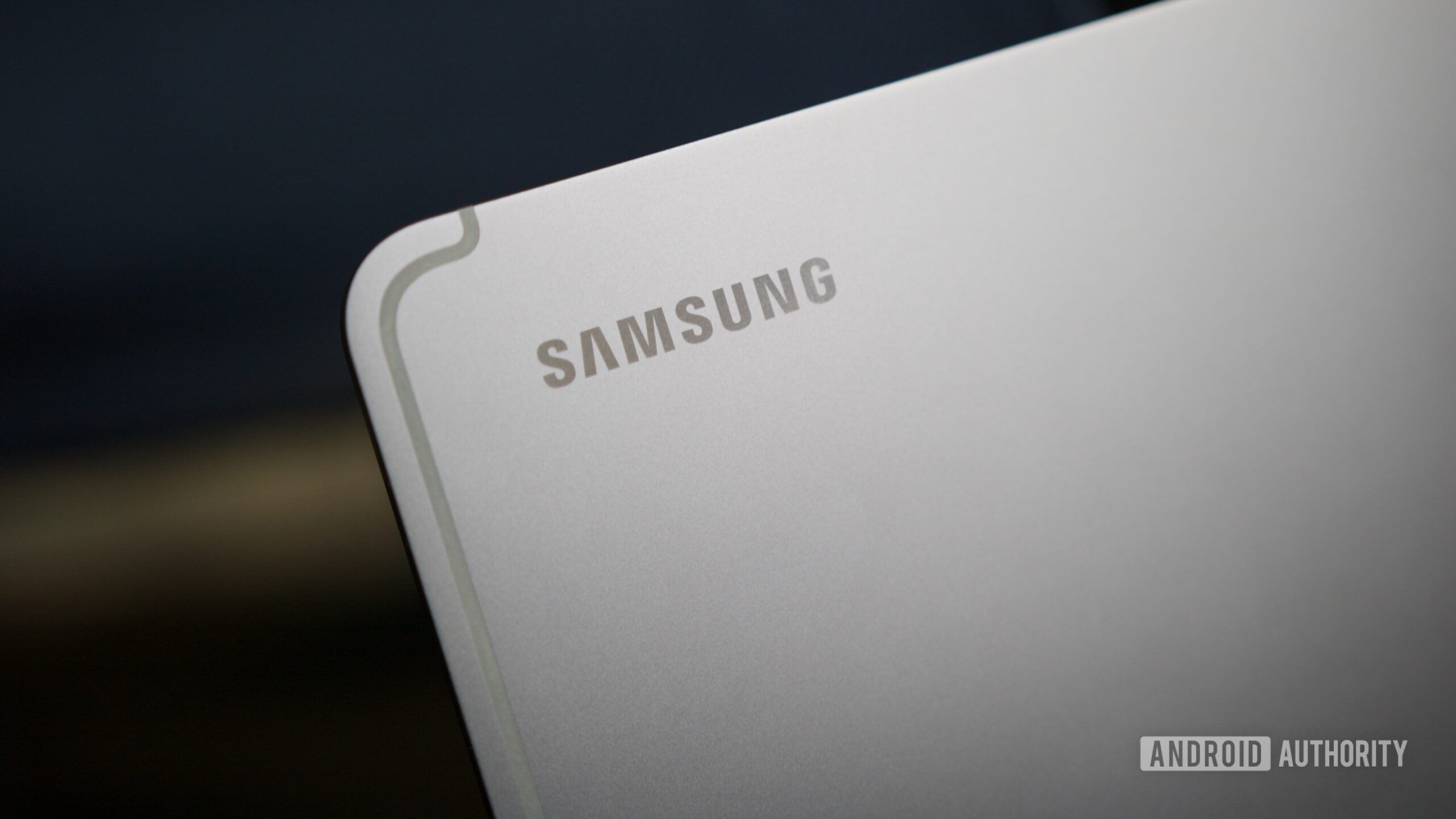Демонстрация флагманского планшета семейства Samsung Galaxy Tab на стенде